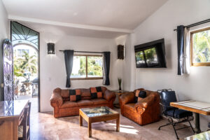 4 Room 13 DSC06501