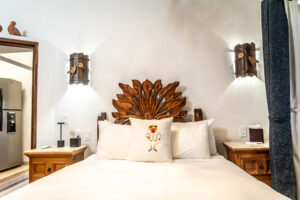 8 Room 12 DSC09477